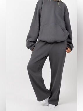 Comfort Women's Charcoal Crewneck Sweatshirt and straight leg sweats - Comfort